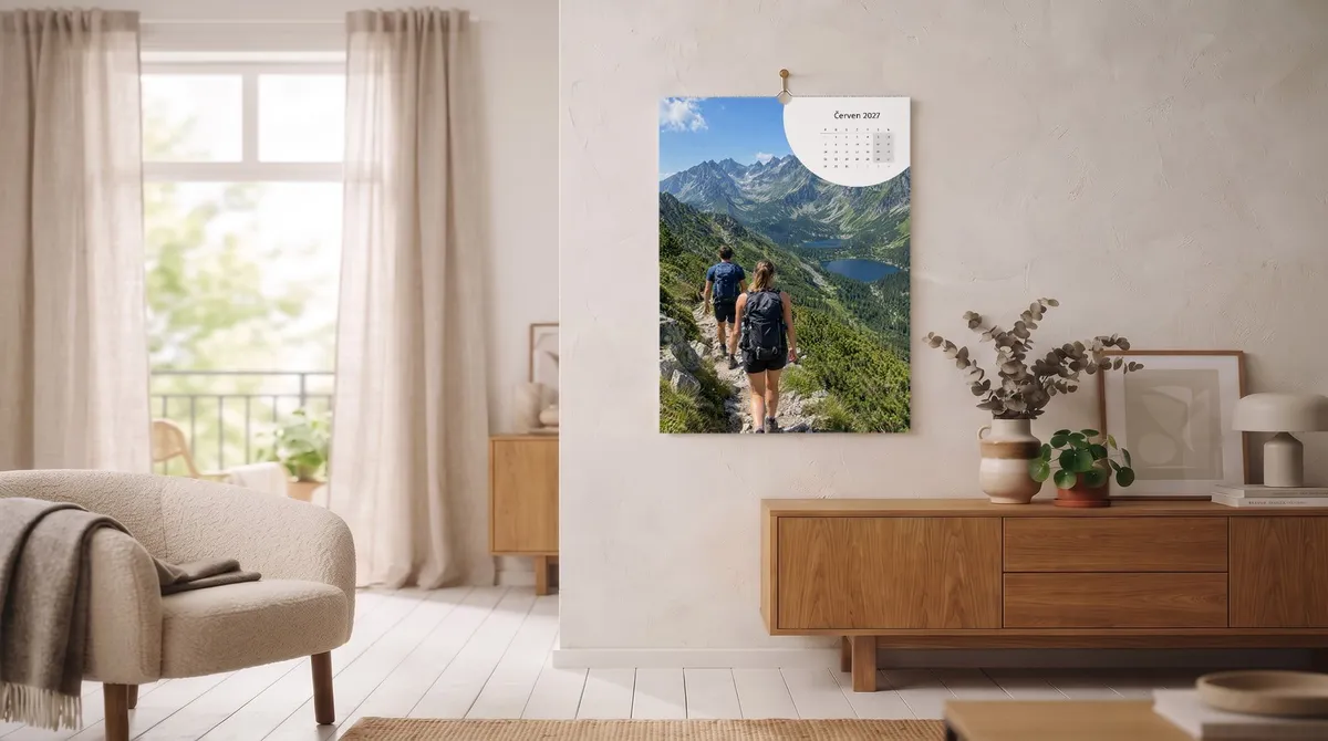 Nástenný fotokalendár A3 v obývačke